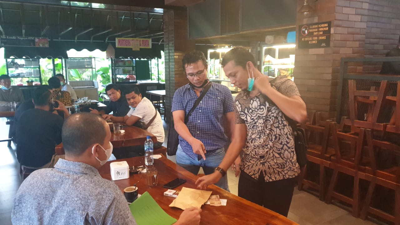 OTT Petugas Stasiun Karantina Ikan